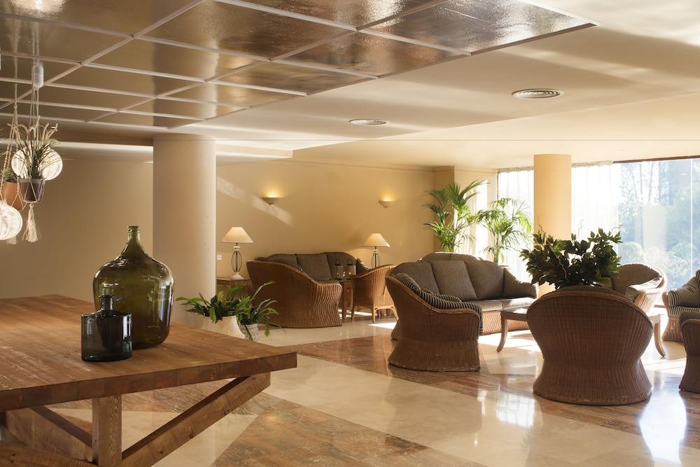 Luna Club Hotel Yoga & Spa 4Sup Malgrat de Mar Buitenkant foto