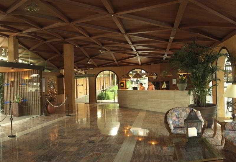 Luna Club Hotel Yoga & Spa 4Sup Malgrat de Mar Buitenkant foto