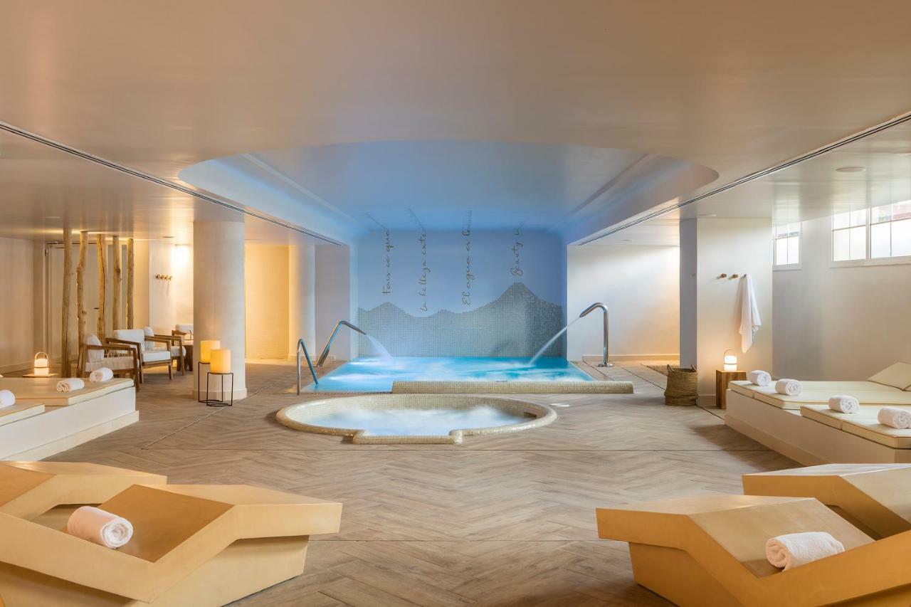 Luna Club Hotel Yoga & Spa 4Sup Malgrat de Mar Buitenkant foto